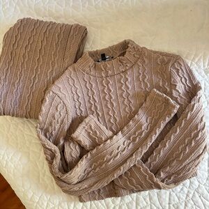 Like new Fashion Nova Knit Leggings and Crop Top Set Medium Mocha